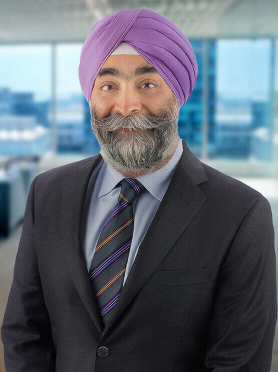 Amar Sawhney's headshot